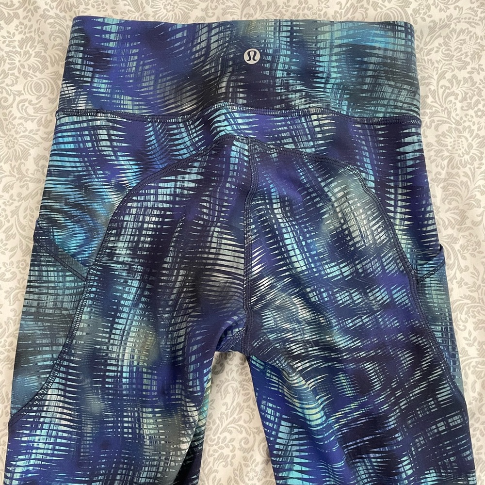 ✅Lululemon Leggings Size 4 with side pockets